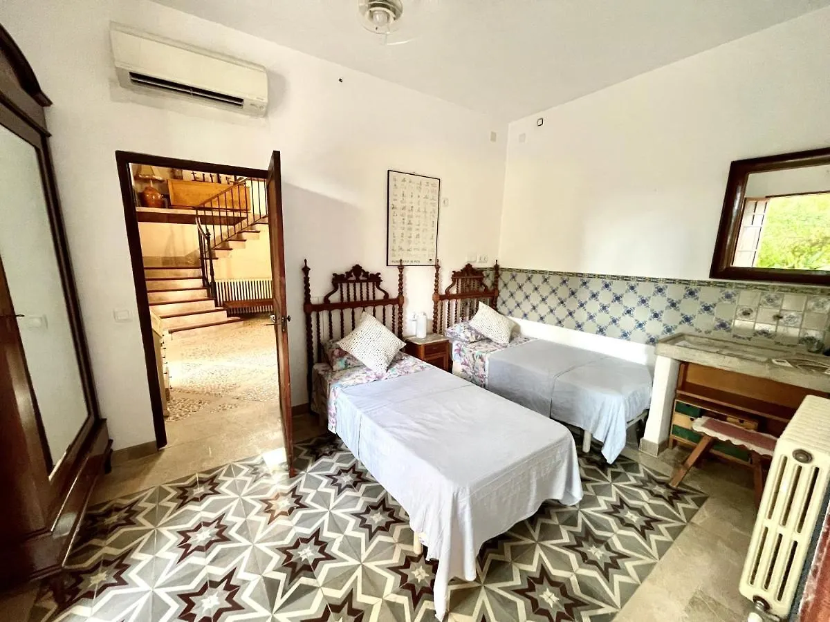 Son Jordi Nou, Beautiful Villa Near Alaro Big Swimming Pool, Bbq Mountain Views 12People Consell Spanien